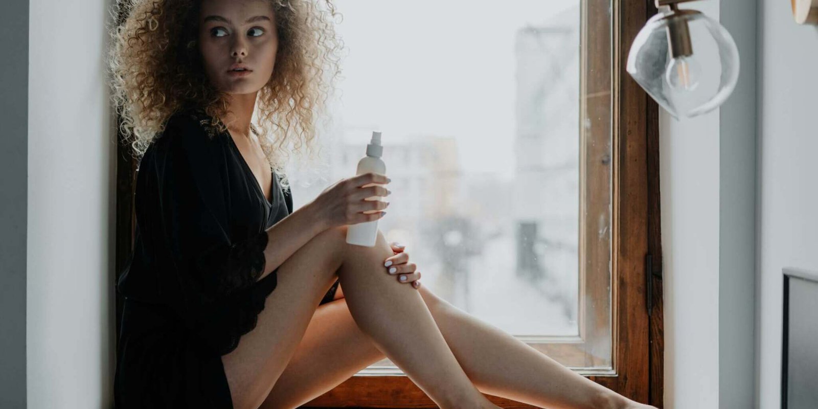 The Hidden Risks of Dry Shampoo: How Overuse Can Impact Your Scalp Health and Hair Growth pexels cottonbro 4153782 scaled uai